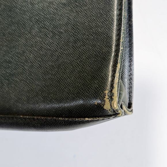 Burberry Vintage Leather Clutch Green Zip Top 10x7 Heritage Luxury - Picture 7 of 10